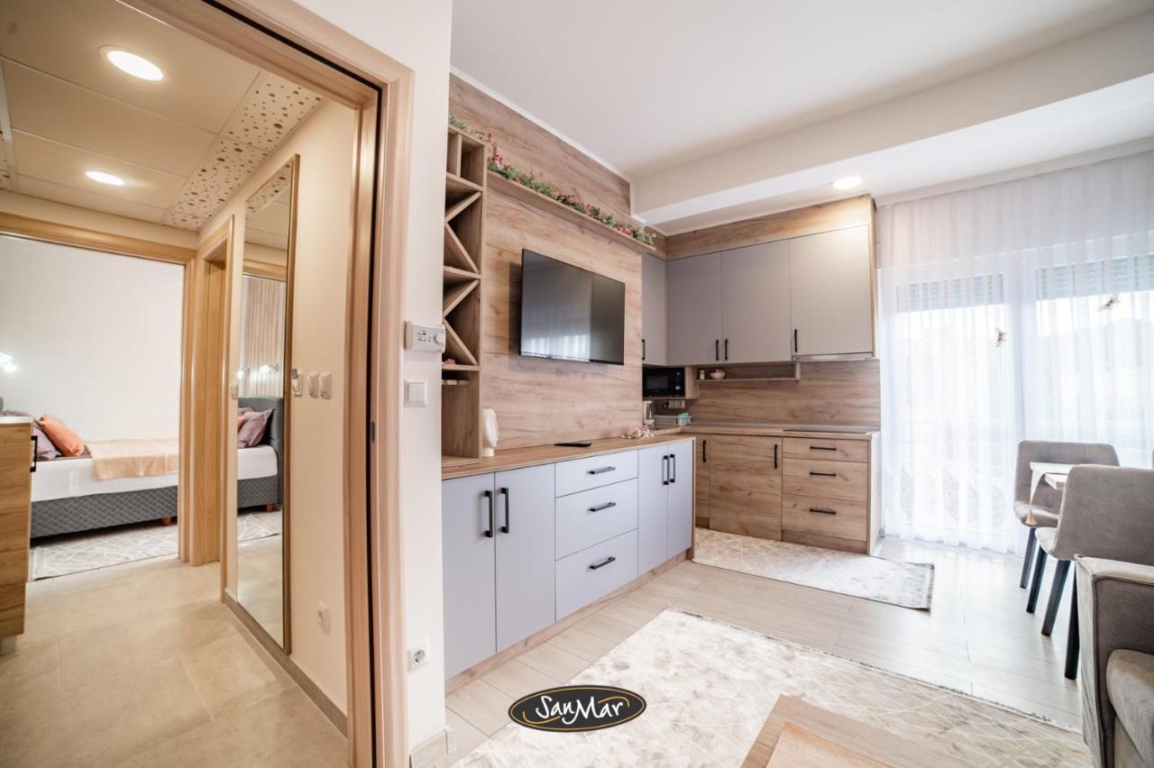 San-Mar Apartments Τούζλα Εξωτερικό φωτογραφία